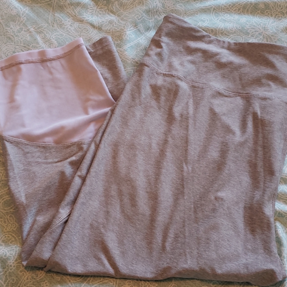 NWOT N.Y.L. leggings